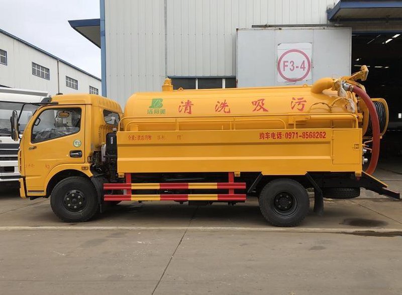 吸污车在城市清洁中的重要性