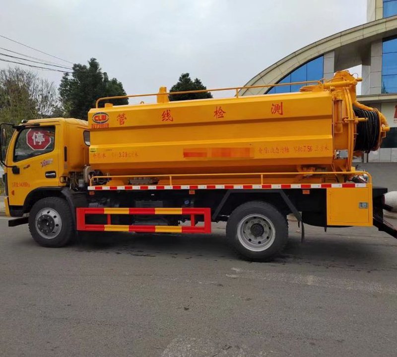 疏通管道的新利器——疏通车